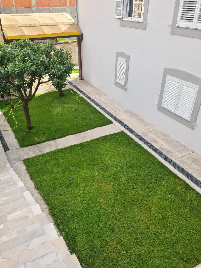 Vujovic Apartment *